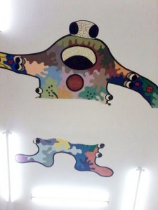 Pintura en el techo del Taller Infantil
